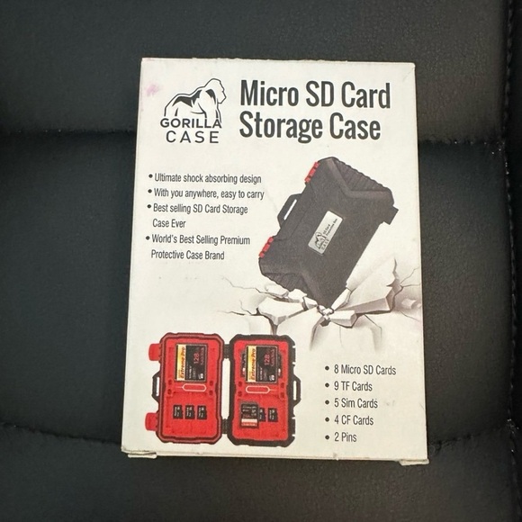 NWT black SD Card Holder Case - Picture 2 of 4